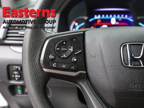 Used 2021 Honda Pilot EX image 15