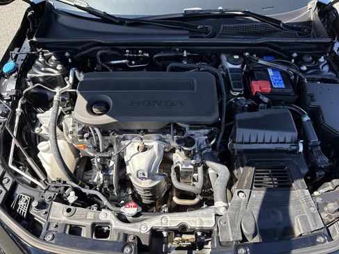 Certified 2025 Honda Civic Sport image 36