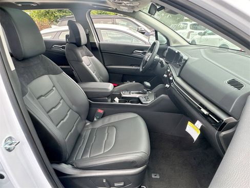 New 2026 Kia Sportage SX image 32