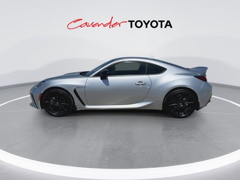 Used 2024 Toyota GR86 Premium image 5