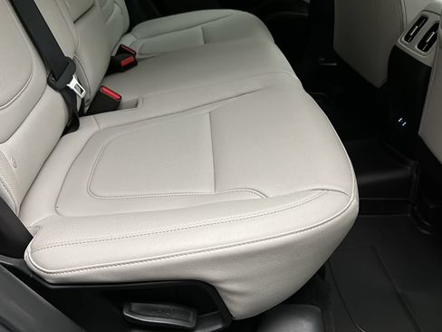 Certified 2025 Hyundai Tucson SEL AWD/4WD image 17