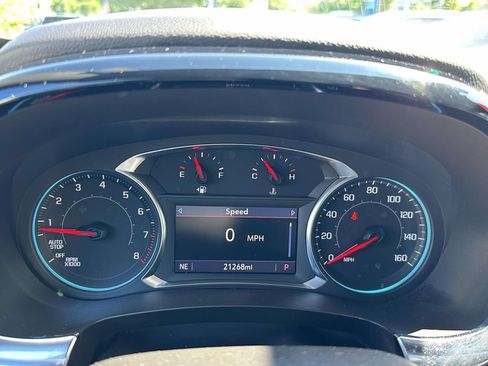Used 2023 Chevrolet Traverse LT w/ LPO, Floor Liner Package AWD/4WD image 32