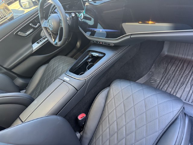 Used 2026 Mercedes-Benz E 350 4MATIC Sedan image 8