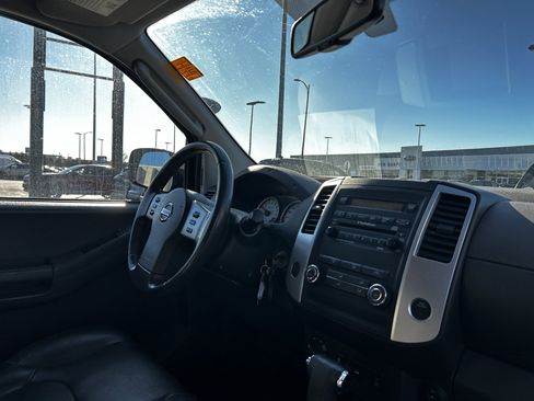 Used 2012 Nissan Xterra PRO-4X w/ Pro-4x Leather Pkg image 14