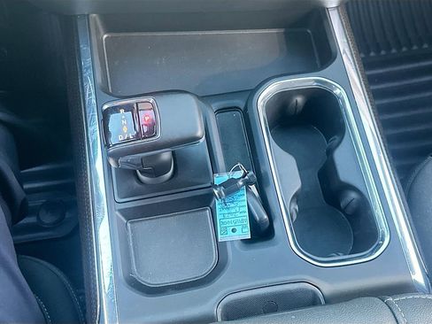 Used 2023 Chevrolet Silverado 1500 RST image 21