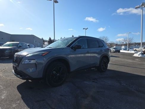 Certified 2023 Nissan Rogue SV w/ SV Premium B Package image 9