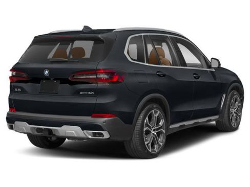Certified 2023 BMW X5 xDrive40i w/ M Sport Package AWD/4WD image 2