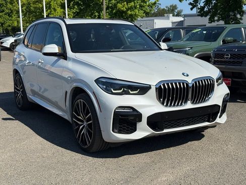 Used 2019 BMW X5 xDrive50i w/ M Sport Package AWD/4WD image 1