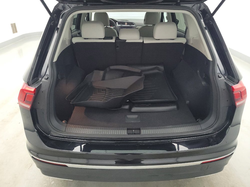 Used 2021 Volkswagen Tiguan SEL AWD/4WD image 29