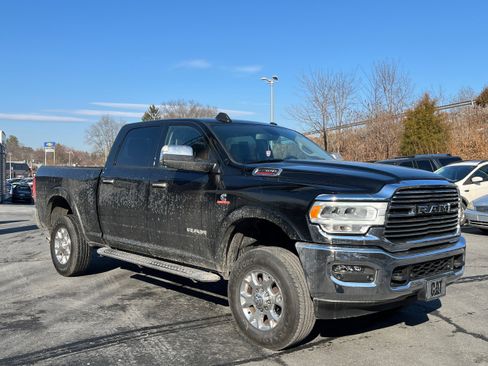 Used 2022 RAM 2500 Laramie image 3