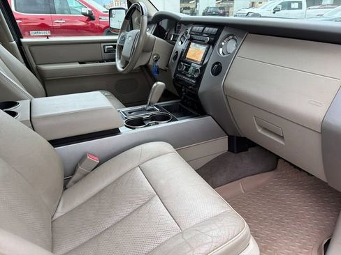 Used 2013 Ford Expedition EL Limited AWD/4WD image 21