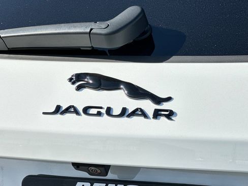 Used 2025 Jaguar F-PACE R-Dynamic S image 34