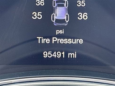 Used 2017 Jeep Grand Cherokee Limited image 12