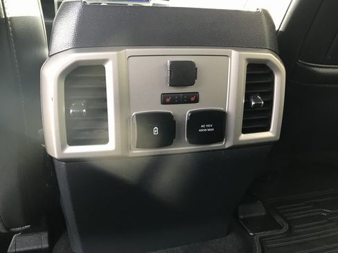 Certified 2022 Ford F350 Lariat w/ Lariat Value Package image 20