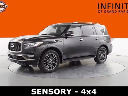Used 2024 INFINITI QX80 Sensory image 7