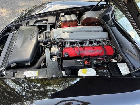Used 2004 Dodge Viper SRT-10 image 36