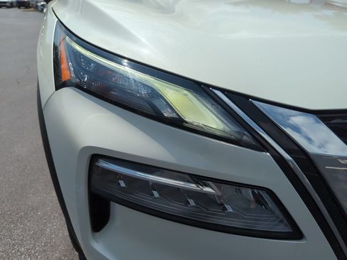 Certified 2023 Nissan Rogue SV AWD/4WD image 17