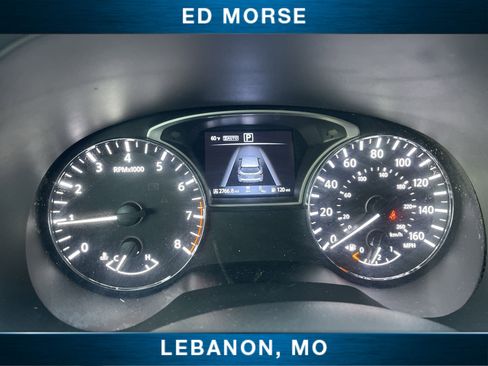 Used 2020 Nissan Pathfinder SL image 11