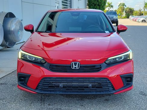 Used 2022 Honda Civic LX image 2