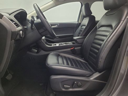 Used 2024 Ford Edge SEL image 17