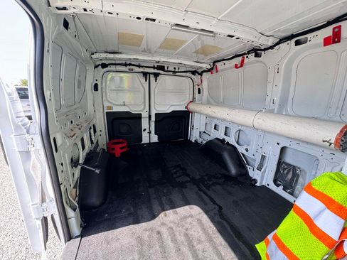 Used 2015 Ford Transit 150 130 Low Roof RWD image 14