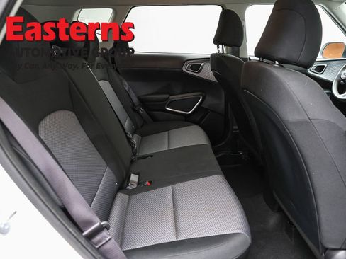 Used 2024 Kia Soul LX w/ Option Group 015 FWD image 23