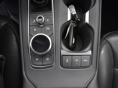 Used 2024 Cadillac XT4 Premium Luxury image 30