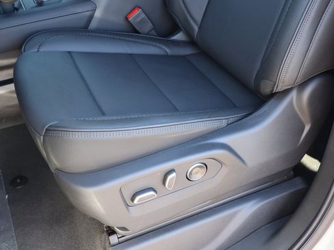 New 2026 GMC Sierra 1500 Denali w/ Denali Reserve Package image 14