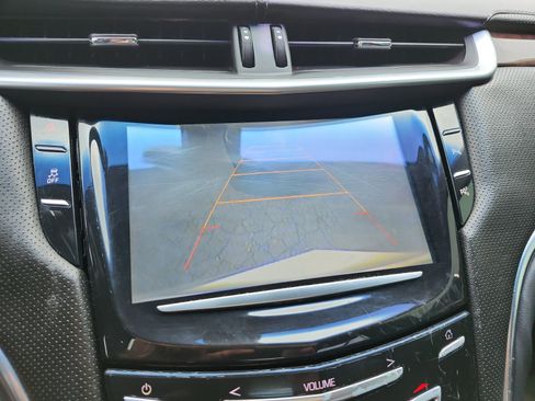 Used 2015 Cadillac XTS Luxury FWD image 17