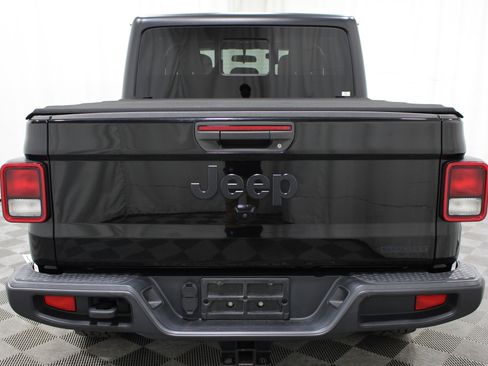 Used 2020 Jeep Gladiator Sport w/ Quick Order Package 24S AWD/4WD image 28