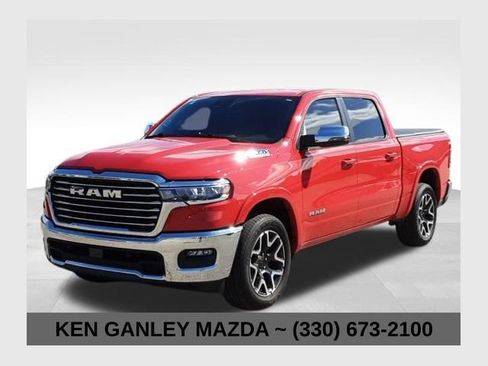 Used 2025 RAM 1500 Laramie AWD/4WD image 1