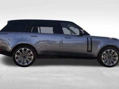 New 2026 Land Rover Range Rover Long Wheelbase SE