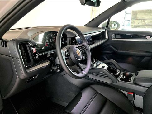 New 2026 Porsche Cayenne AWD/4WD image 4