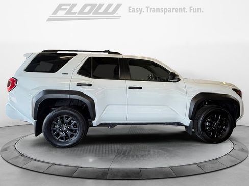 Used 2026 Toyota 4Runner SR5 RWD image 10