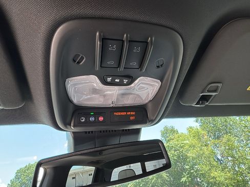 New 2025 GMC Canyon AT4 w/ AT4X Package image 24