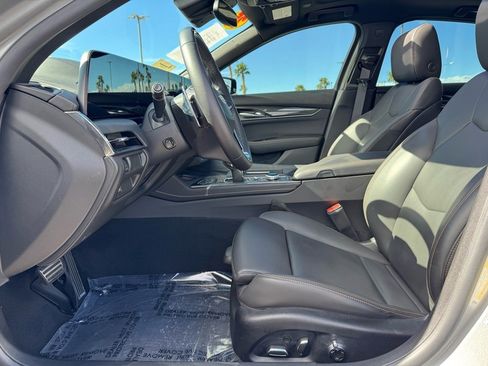 Used 2025 Cadillac CT5 Sport image 13