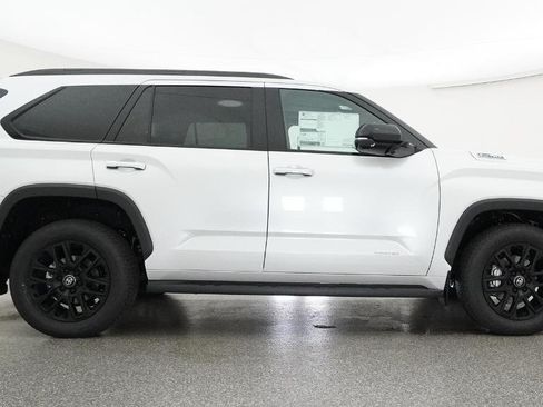 New 2026 Toyota Sequoia Limited AWD/4WD image 32