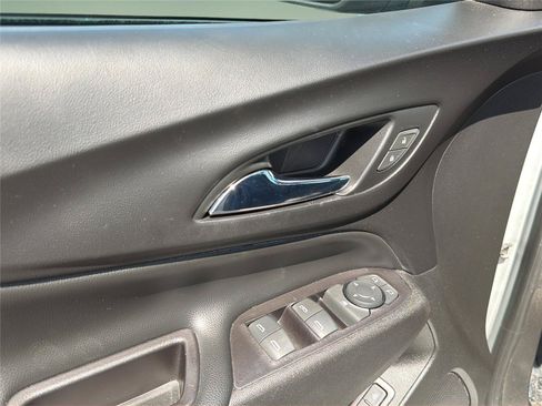 Used 2018 Chevrolet Equinox Premier AWD/4WD image 28