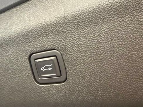 Used 2021 Buick Enclave Avenir FWD image 69