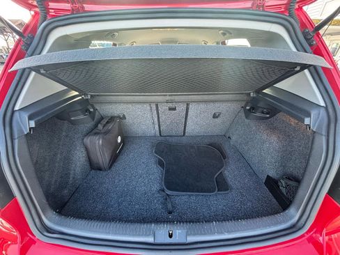 Used 2014 Volkswagen Golf 4-Door FWD image 15