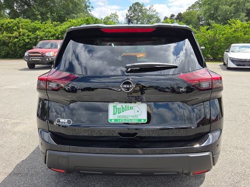 New 2026 Nissan Rogue Dark Armor FWD image 9