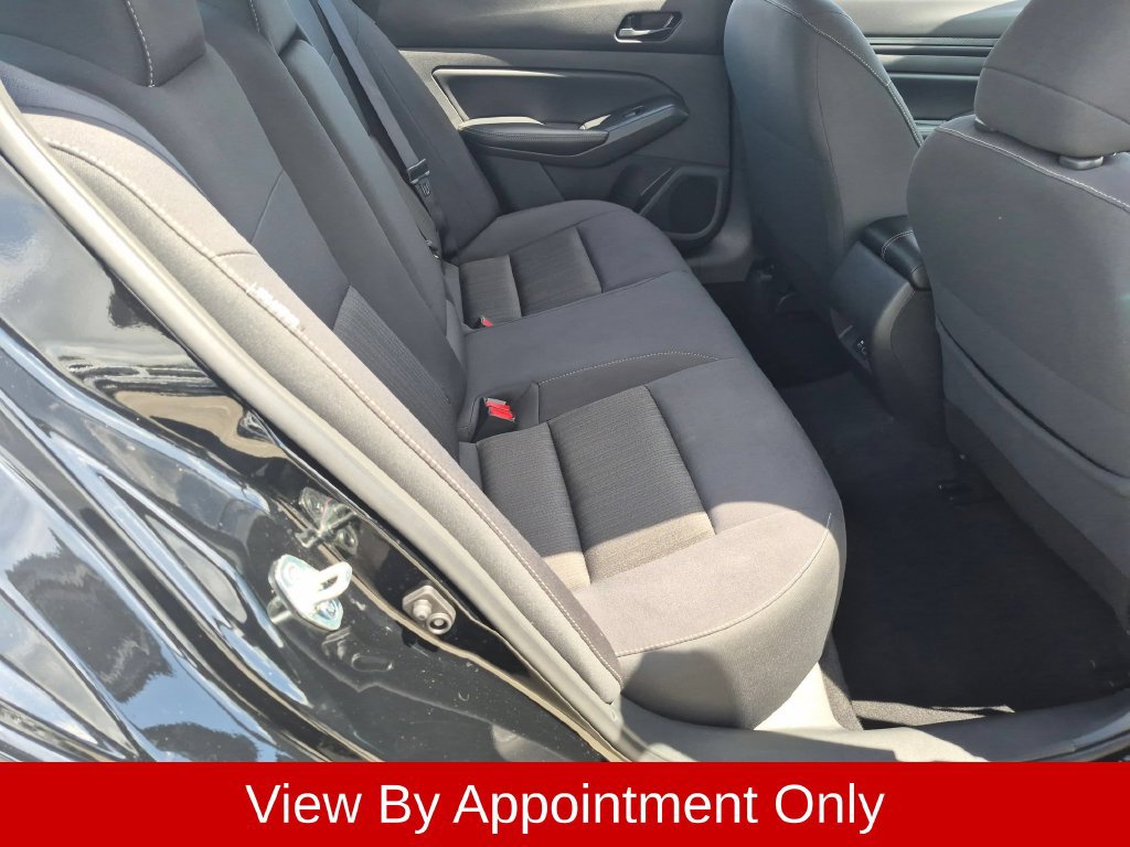 Used 2025 Nissan Altima 2.5 SV FWD image 27