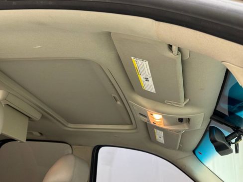 Used 2010 GMC Yukon SLT image 31