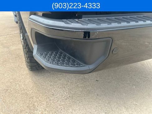 Used 2024 Chevrolet Silverado 2500 High Country w/ Technology Package AWD/4WD image 9