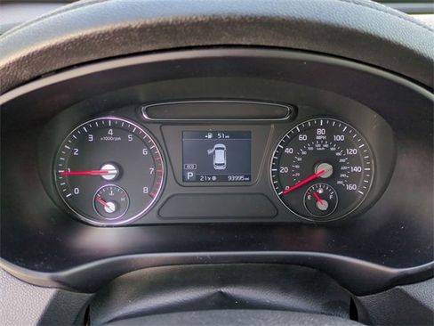 Used 2019 Kia Sorento LX image 12