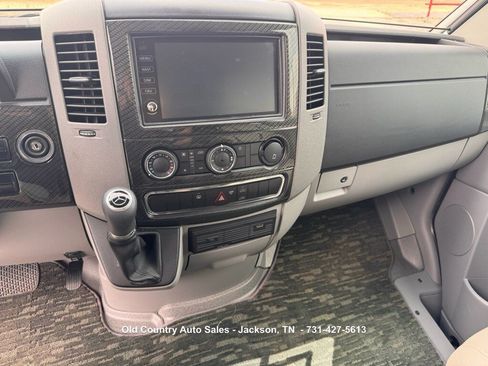 Used 2017 Mercedes-Benz Sprinter 3500 image 69