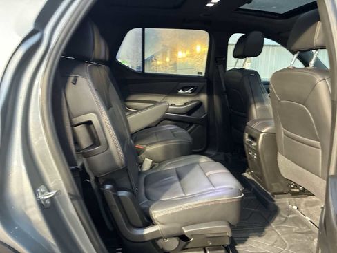 Certified 2023 Chevrolet Traverse RS image 28