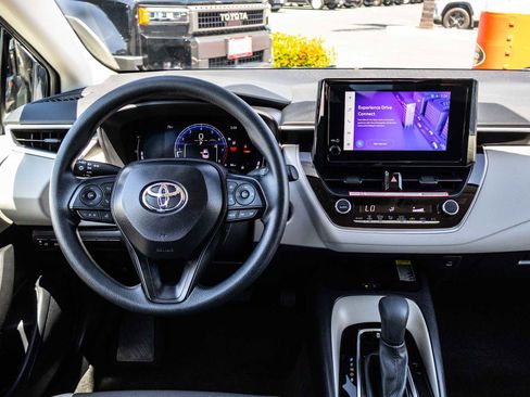 Used 2026 Toyota Corolla LE w/ LE Premium Package FWD image 24