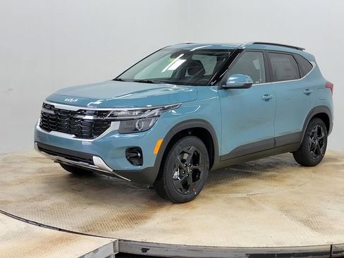 New 2026 Kia Seltos EX w/ EX Sunroof Package image 10