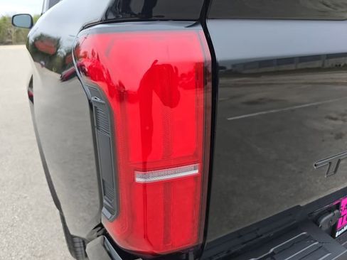 New 2026 Toyota Tacoma SR5 image 33